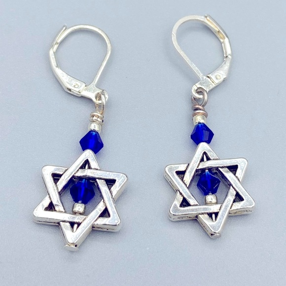 Star of David - Hanukkah Earrings with Blue Bicone Crystals - Picture 2 of 2
